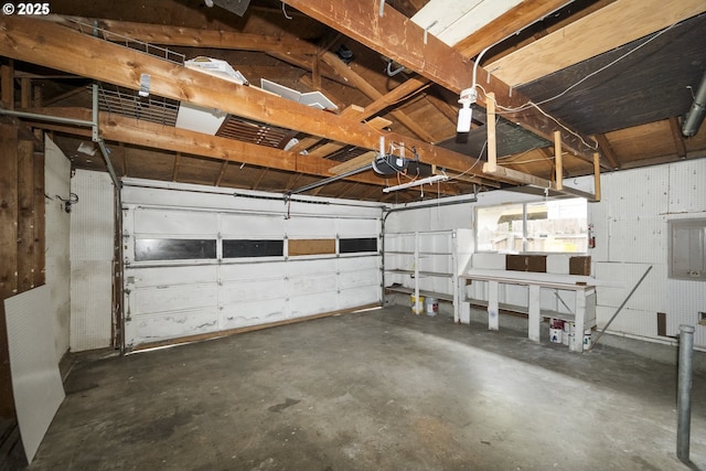 730 SW Dolph St, Portland, OR 97219 - garage with a garage door opener