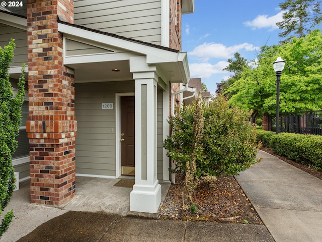 1170 NE 64th Ln Unit 1209, Hillsboro, OR 97124 - doorway to property