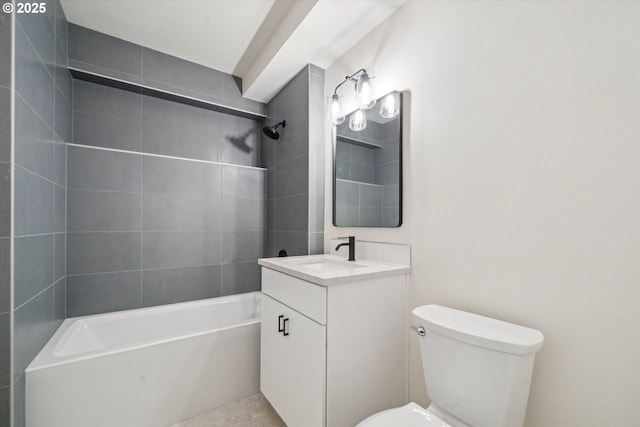 17253 SW Rivendell Dr, Portland, OR 97224 - full bath with vanity and  shower combination