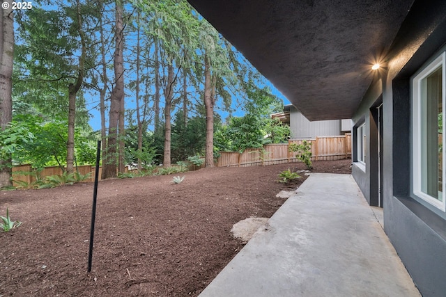 17253 SW Rivendell Dr, Portland, OR 97224 - fenced backyard featuring a patio area