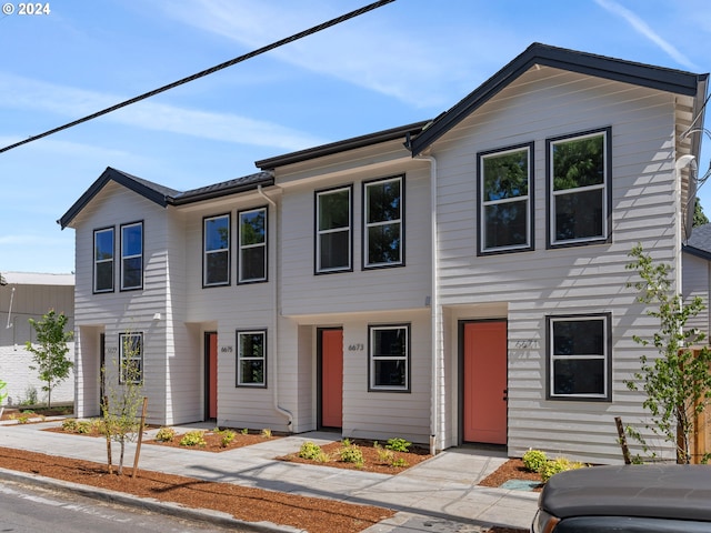 6611 N Fessenden St, Portland, OR 97203 - view of townhome / multi-family property