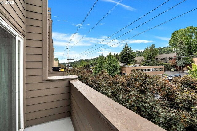 4320 S Corbett Ave Unit 302, Portland, OR 97239 - view of balcony