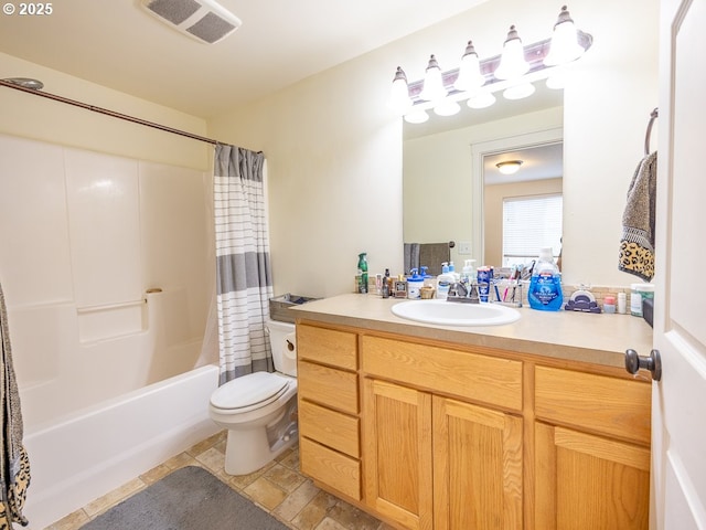 13311 NE 50th Way, Vancouver, WA 98682 - bathroom featuring vanity, shower / bath combo, and toilet