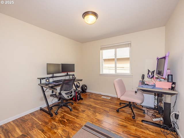 13311 NE 50th Way, Vancouver, WA 98682 - office area featuring wood finished floors and baseboards