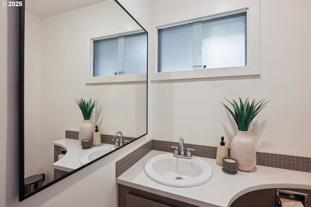 311 NE 130th Pl, Portland, OR 97230 - bathroom featuring double vanity