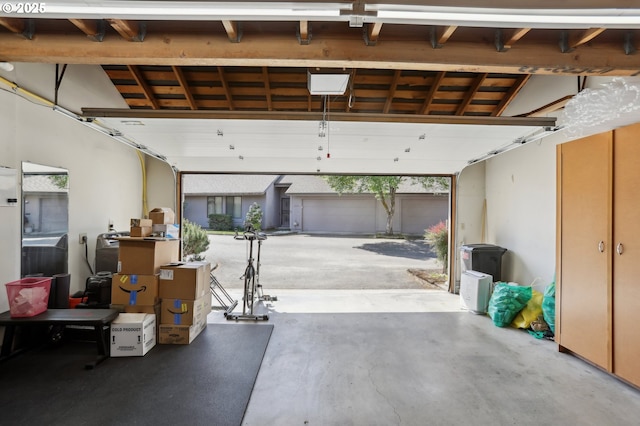 12604 NE Prescott Dr, Portland, OR 97230 - view of garage