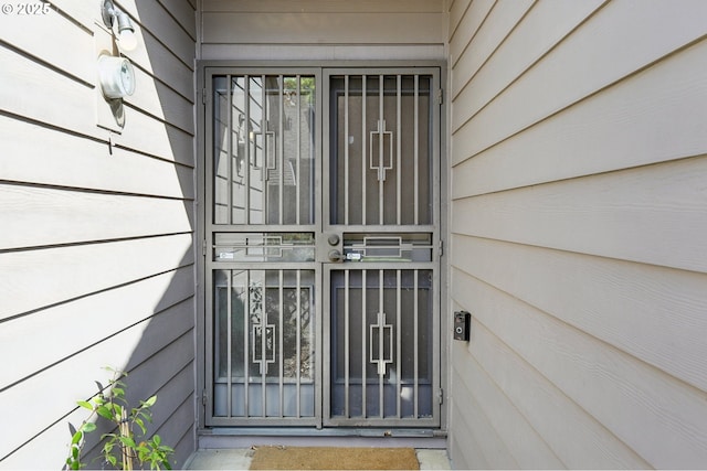 12604 NE Prescott Dr, Portland, OR 97230 - view of entrance to property