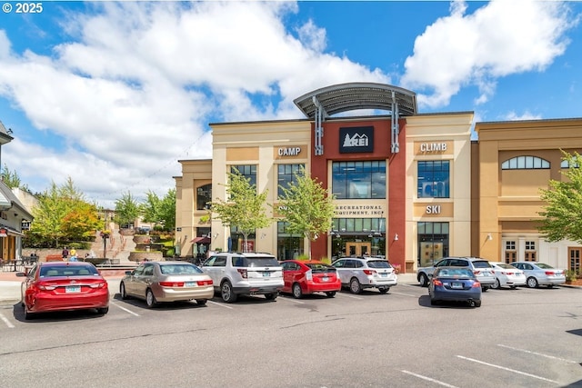 884 NE 73rd Ave, Hillsboro, OR 97124 - view of commercial property featuring uncovered parking