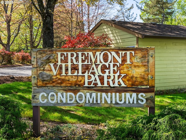 3329 NE 162nd Ave, Portland, OR 97230 - view of community sign