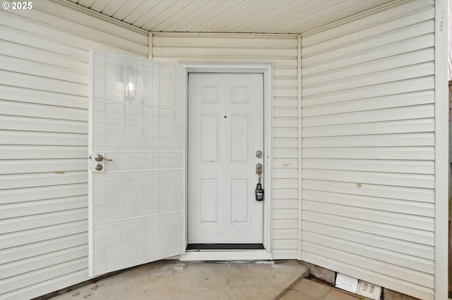 view of doorway to property