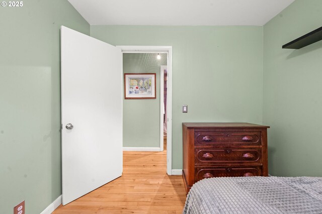 92757 Claremont Rd, Astoria, OR 97103 - bedroom with light wood finished floors and baseboards