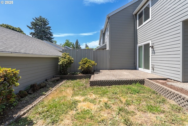 5312 SW Erickson Ave, Beaverton, OR 97005 - view of yard featuring a patio