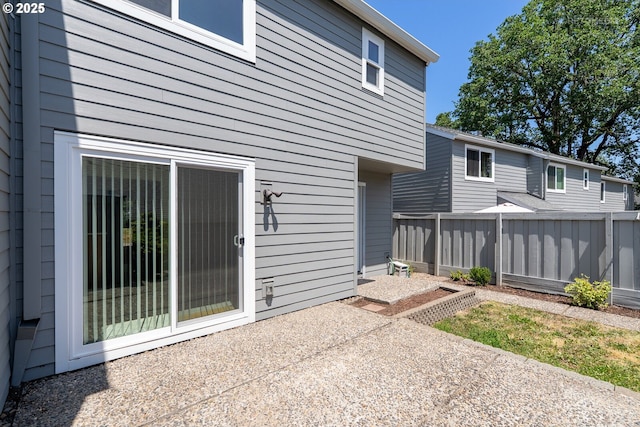 5312 SW Erickson Ave, Beaverton, OR 97005 - back of property featuring a patio