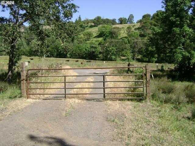 0 Newton Creek Rd, Roseburg OR, 97470 land for sale