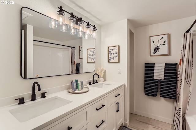 3154 NE 80th Ave, Portland, OR 97213 - full bath with double vanity and a shower with curtain