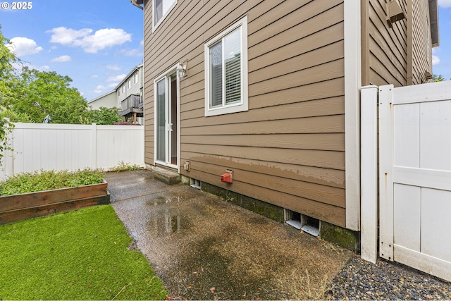 9234 SW Cascara Ln, Tualatin, OR 97062 - view of home's exterior with fence