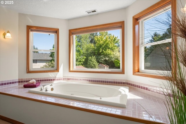 601 NW 110th Way, Vancouver, WA 98685 - full bathroom featuring a tub with jets