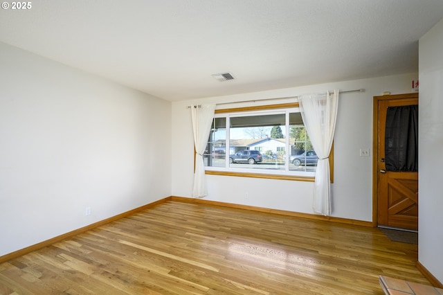 1736 NE Hembree St, Mcminnville, OR 97128 - unfurnished room with light wood-style flooring and baseboards