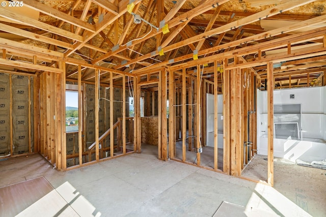 990 Forest Heights St, Sutherlin, OR 97479 - view of misc room