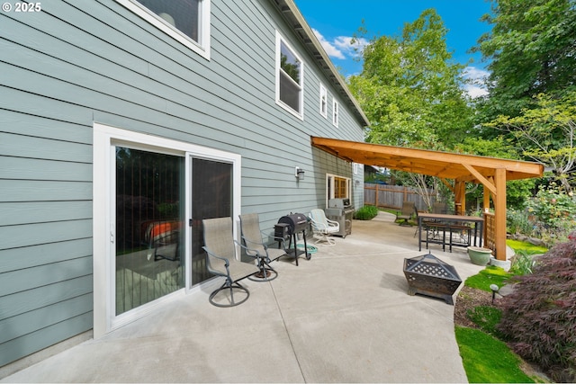 23072 SW Mansfield St, Sherwood, OR 97140 - view of patio / terrace with a fire pit and grilling area