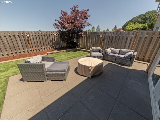 1058 E 16th St, Lafayette, OR 97127 - fenced backyard featuring a patio and outdoor lounge area