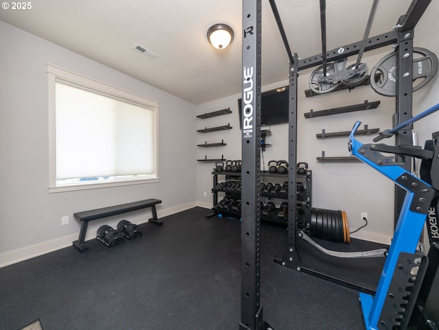 1058 E 16th St, Lafayette, OR 97127 - workout room featuring baseboards