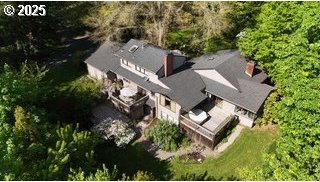 drone / aerial view