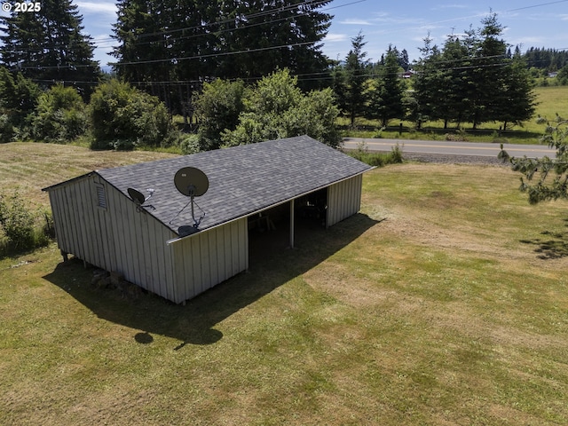 21161 S Upper Highland Rd, Beavercreek, OR 97004 - view of pole building with a lawn
