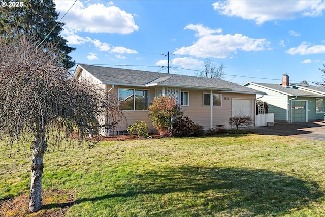 view of front of house featuring a front yard