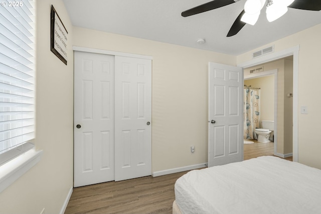 13417 NE 51st St, Vancouver, WA 98682 - bedroom with wood finished floors, a closet, and a ceiling fan