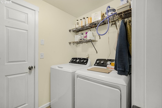 13417 NE 51st St, Vancouver, WA 98682 - washroom featuring washer and dryer