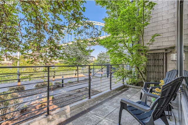 2172 NW 16th Ave, Portland, OR 97209 - view of balcony
