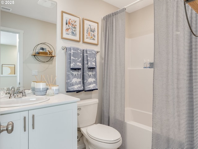 10386 NE 46th St, Vancouver, WA 98682 - bathroom with vanity, toilet, and shower / bath combo