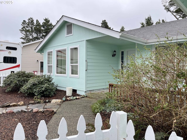 4040 Munsel Creek Dr, Florence, OR 97439 - exterior space with a shingled roof