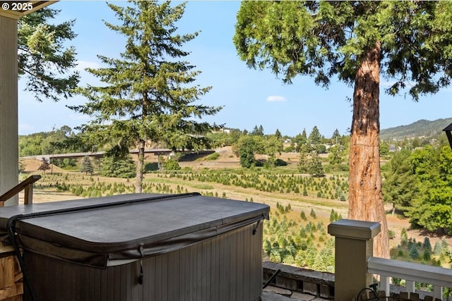 106 Green Valley Rd, Oakland, OR 97462 - view of yard featuring a hot tub