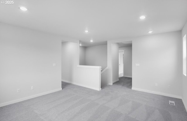 18950 SW Eureka Ln, Beaverton, OR 97007 - empty room featuring carpet and recessed lighting