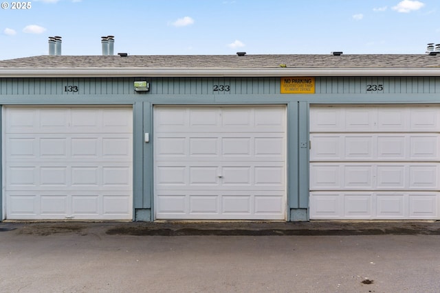 650 Harlow Rd Unit 233, Springfield, OR 97477 - view of garage
