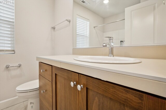 13020 SW Larkwood Pl, Sherwood, OR 97140 - unfurnished room featuring carpet floors and baseboards