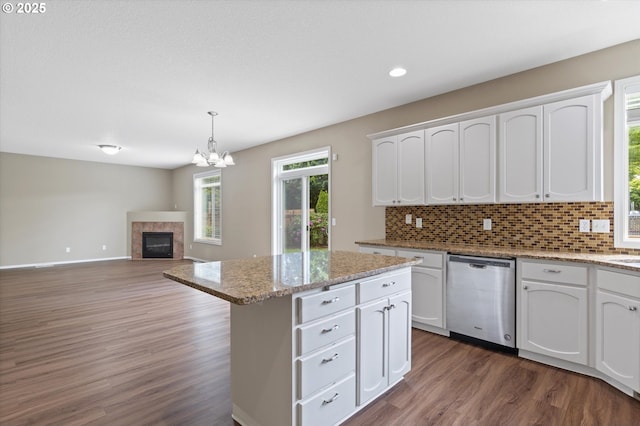 18407 NE 20th St, Vancouver, WA 98684 - kitchen featuring stainless steel dishwasher, white cabinetry, backsplash, and recessed lighting