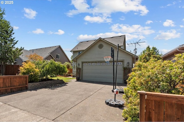 1609 Wood Duck St, Silverton, OR 97381 - garage with concrete driveway