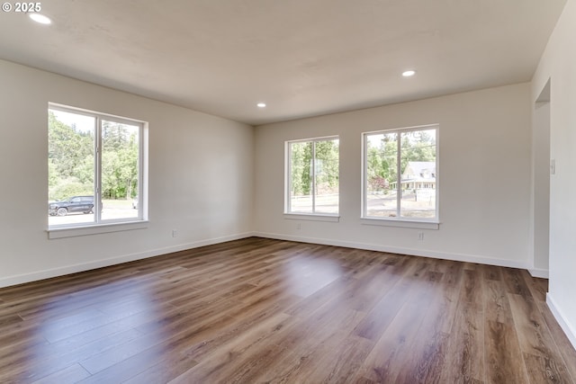 85160 Larson Rd, Eugene, OR 97405 - unfurnished room with dark wood-style flooring, baseboards, and recessed lighting