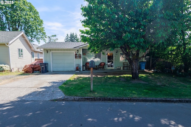 638 SE Polk St, Camas, WA 98607 - view of front facade with a garage, driveway, and a front lawn