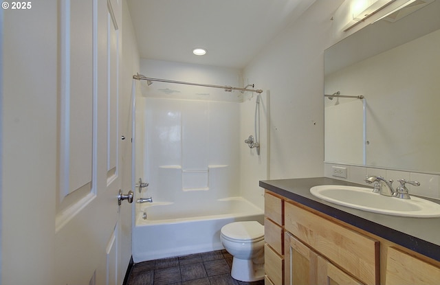 806 NW 15th Ave, Battle Ground, WA 98604 - full bath with toilet, vanity, shower / bath combination, and recessed lighting