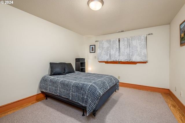1650 Leatherwood Dr, Eugene, OR 97405 - bedroom with visible vents and baseboards
