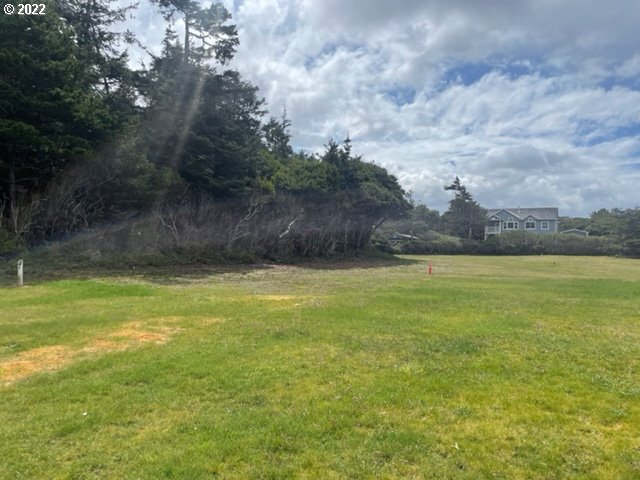 Shoreline Dr Unit 116, Florence, OR 97439