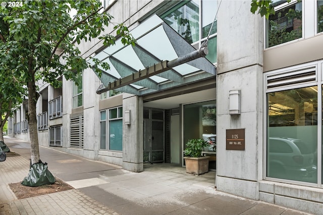 1125 NW 9th Ave Unit 419, Portland, OR 97209 - view of property entrance