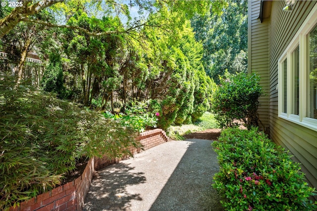 11315 NW Reeves St, Portland, OR 97229 - view of yard with a patio area