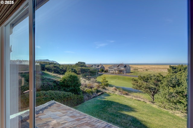 4830 Butterfly Ln, Gearhart, OR 97138 - view of grassy yard featuring a balcony