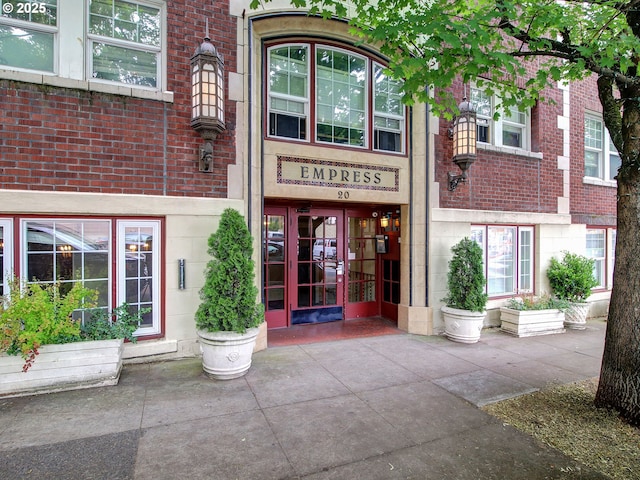 20 NW 16th Ave Unit 211, Portland, OR 97209 - entrance to property with brick siding