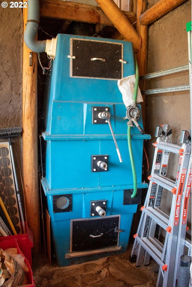 view of utility room